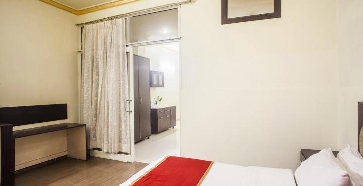 Hotel Downtown Suites Амритсар Екстериор снимка