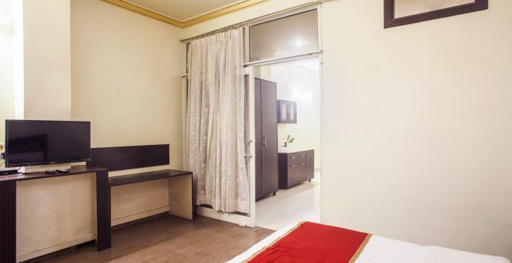 Hotel Downtown Suites Амритсар Екстериор снимка