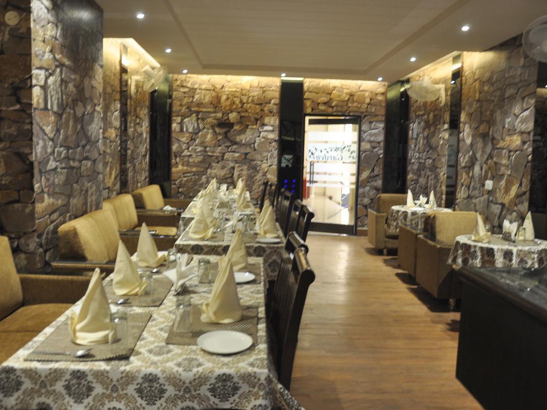 Hotel Downtown Suites Амритсар Екстериор снимка
