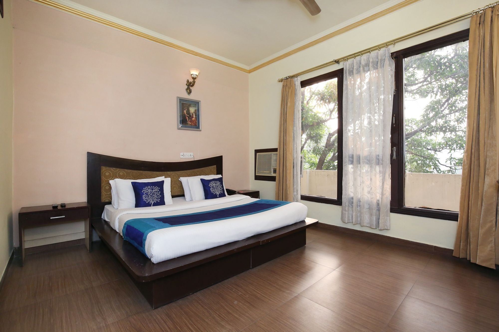 Hotel Downtown Suites Амритсар Екстериор снимка