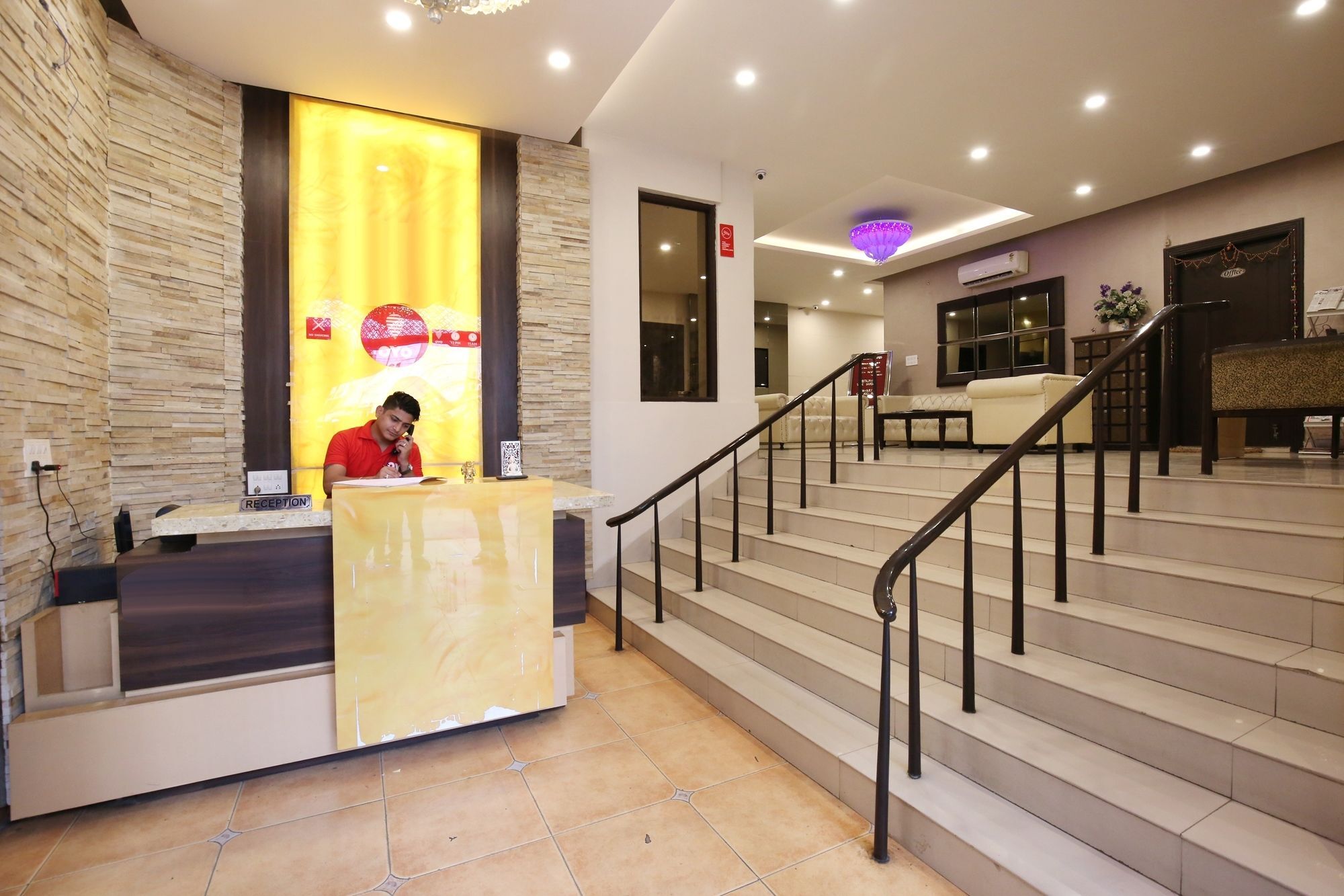 Hotel Downtown Suites Амритсар Екстериор снимка